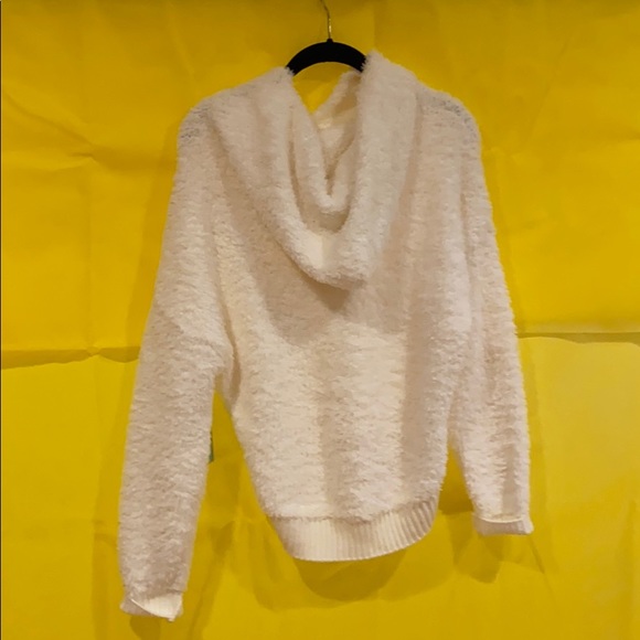 Sweater - Picture 2 of 3